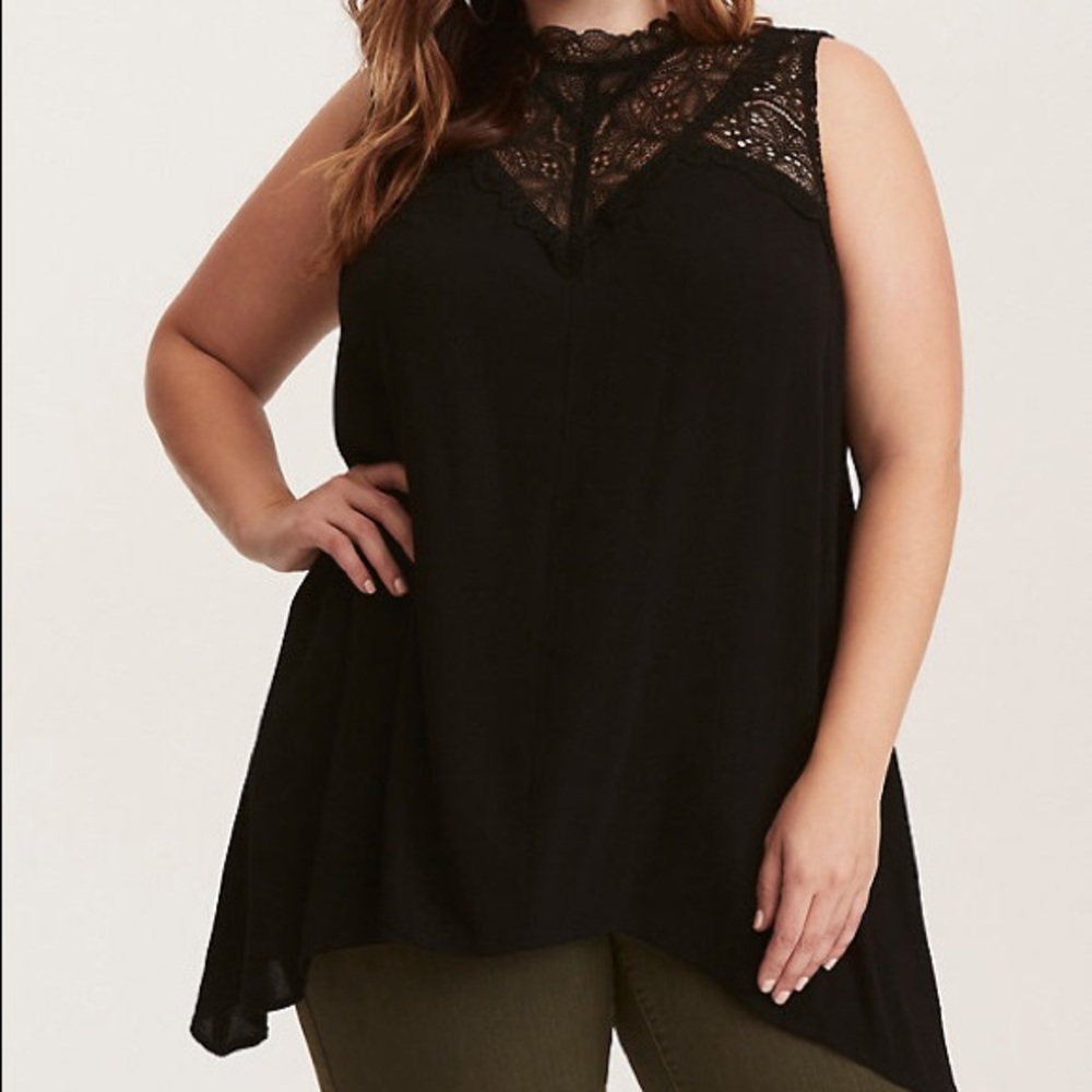 Torrid 3X Black Lace Sharkbite Tank